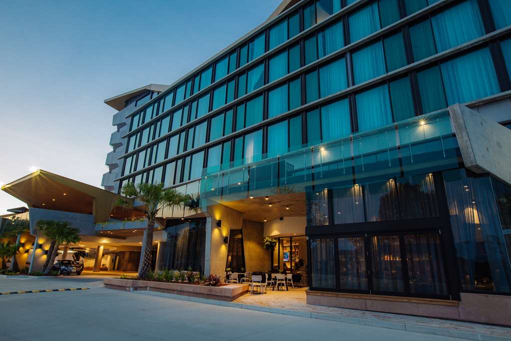 Eatons Hill QLD Accommodation Melbourne