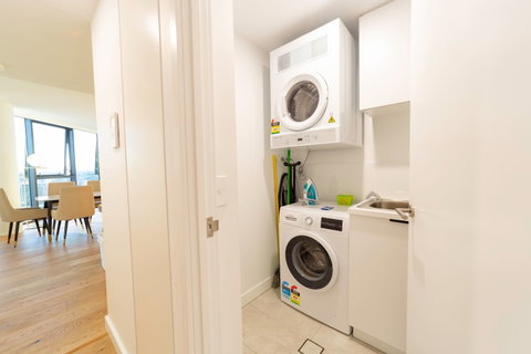 Arise Brisbane One - Accommodation Melbourne 3