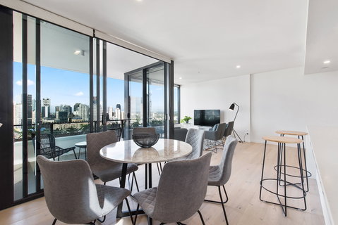 Arise Ivy and Eve - Accommodation Melbourne 16