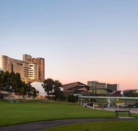 Eos by SkyCity - Accommodation Melbourne