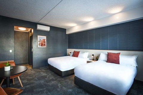 HotelMOTEL - Accommodation Melbourne 2