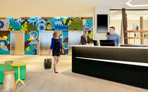 Holiday Inn Express Adelaide City Centre - Accommodation Melbourne 2