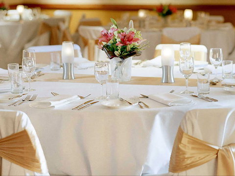 Novotel Canberra - Accommodation Melbourne 6