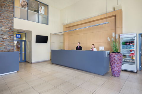 Crowne Plaza Alice Springs Lasseters - Accommodation Melbourne 2