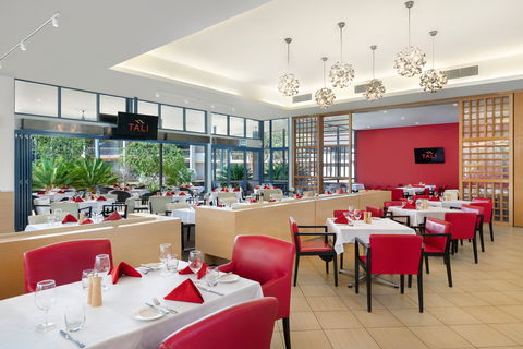Crowne Plaza Alice Springs Lasseters - Accommodation Melbourne 9