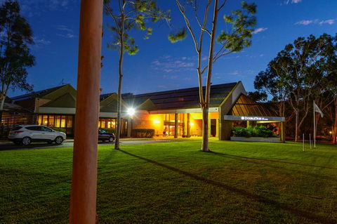 DoubleTree By Hilton Hotel Alice Springs - Accommodation Melbourne 1