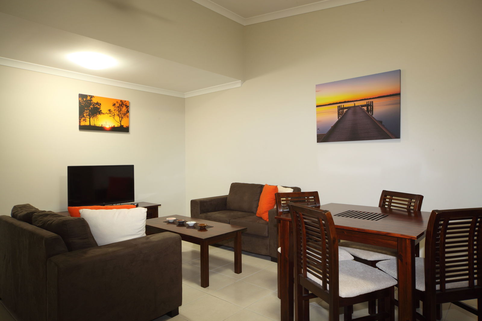 Emerald QLD Accommodation Melbourne