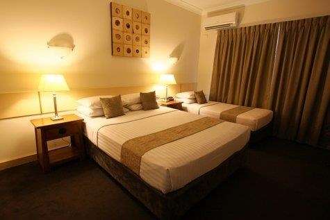 Emerald Maraboon Motor Inn - Accommodation Melbourne 3