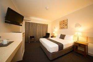 Emerald Maraboon Motor Inn - Accommodation Melbourne 8