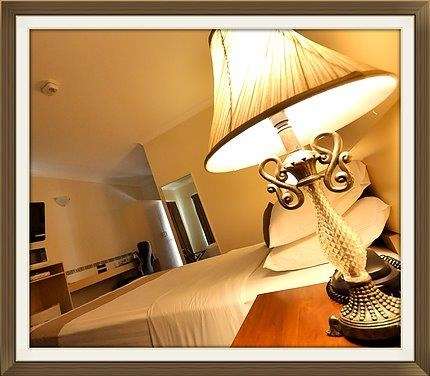 Emerald Maraboon Motor Inn - Accommodation Melbourne 13