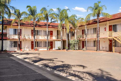 Econo Lodge Griffith Motor Inn - Accommodation Melbourne 2