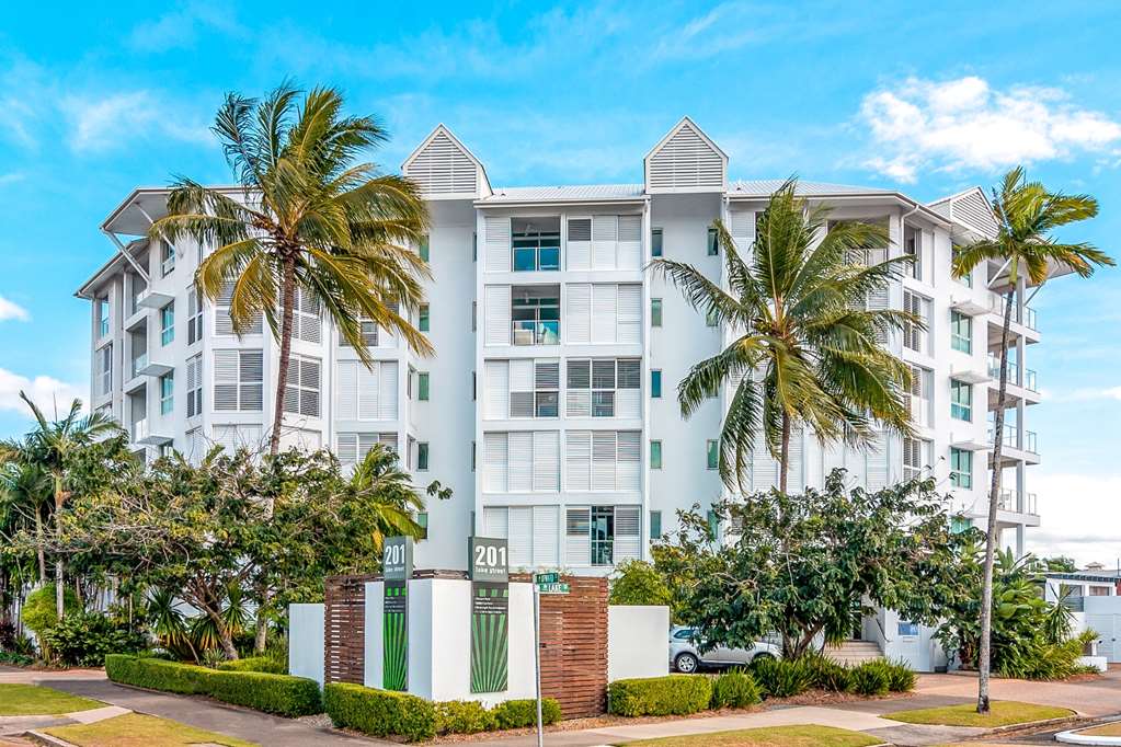 Manunda QLD Accommodation Melbourne