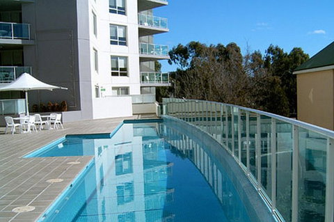 Pacific Suites Canberra - Accommodation Melbourne 2