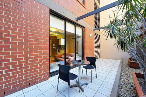 APX Apartments Darling Harbour - Melbourne 4u 2