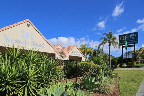 Quality Hotel Robertson Gardens - Accommodation Melbourne 1