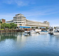 Shangri-La Hotel The Marina - Accommodation Melbourne