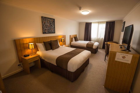 Bairnsdale International - Accommodation Melbourne 6