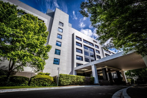 Crowne Plaza Canberra - Accommodation Melbourne 1