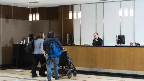 Crowne Plaza Canberra - Accommodation Melbourne 3