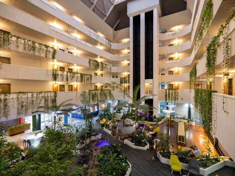 Novotel Darwin Atrium - Accommodation Melbourne 2