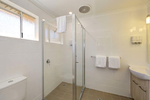 Smart Motels Bert Hinkler - Accommodation Melbourne 2