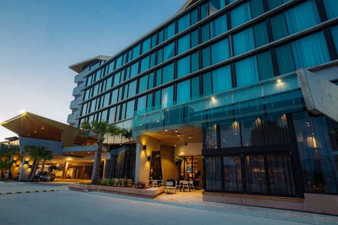 Eatons Hill Hotel - Accommodation Melbourne 0