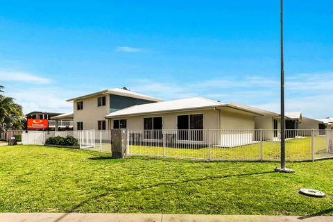 Econo Lodge Beachside - Accommodation Melbourne 0