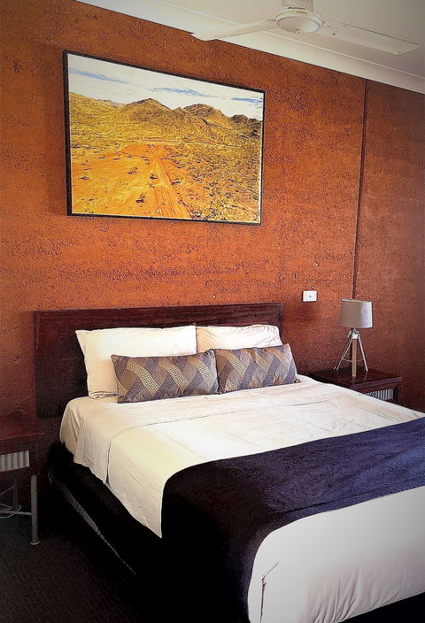 Gidgee Inn - Melbourne 4u 1