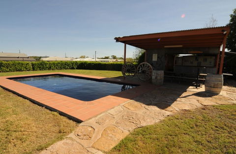 Gidgee Inn - Melbourne 4u 5