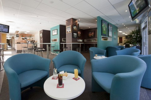 Pacific Suites Canberra - Accommodation Melbourne 3