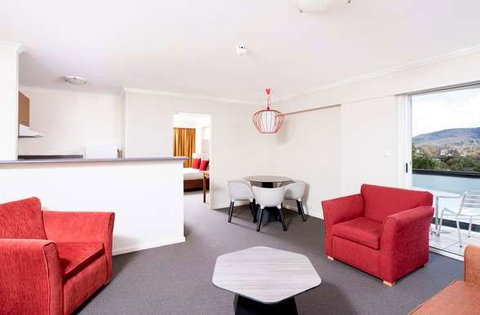 Mantra on Northbourne - Accommodation Melbourne 13
