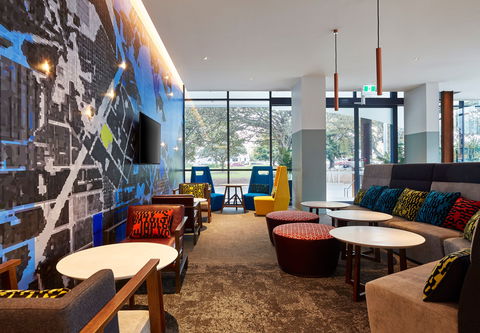Holiday Inn Express Newcastle - Accommodation Melbourne 5