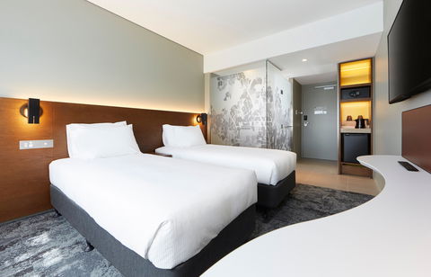 Holiday Inn Express Newcastle - Accommodation Melbourne 7