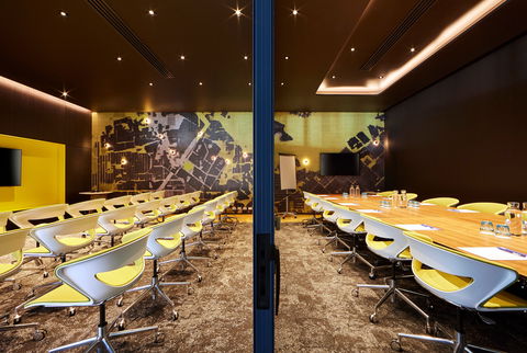 Holiday Inn Express Newcastle - Accommodation Melbourne 11