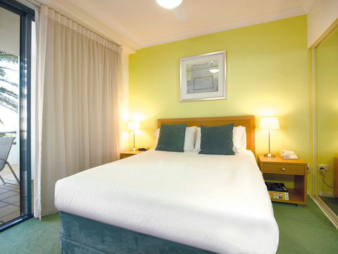 Oaks Calypso Plaza Resort - Melbourne 4u 2