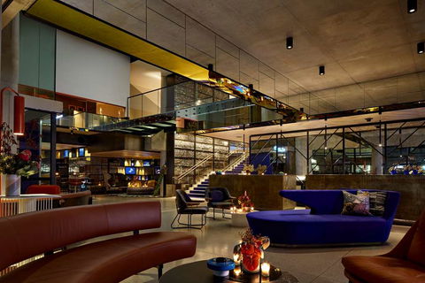 QT Melbourne - Accommodation Melbourne 2