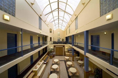 Capital Executive Apt Hotel Canberra - Accommodation Melbourne 1