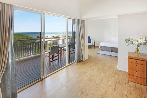 Shangri-La Hotel, The Marina - Accommodation Melbourne 12