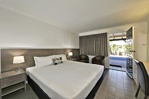 Smart Motels Bert Hinkler - Accommodation Melbourne 1