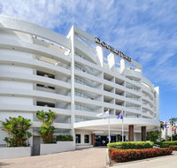 DoubleTree by Hilton Cairns - Accommodation Melbourne
