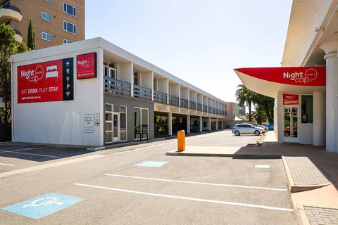 Watermark Glenelg - Accommodation Melbourne 0