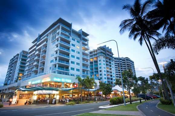 Cairns QLD Accommodation Melbourne