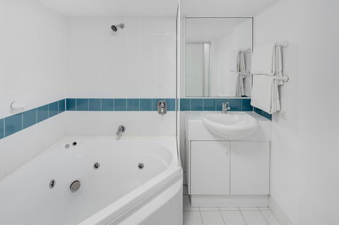 Adina Serviced Apartments Canberra James Court - Accommodation Melbourne 8