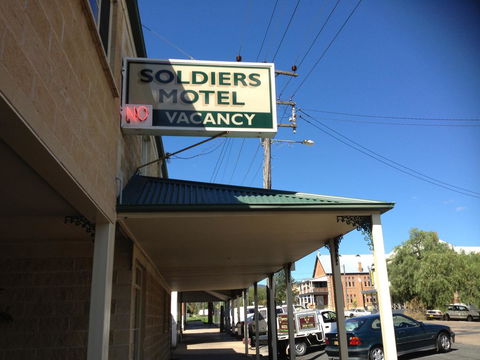 Soldiers Motel - Accommodation Melbourne 0