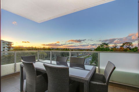 IQ Smart Apartments 704 Braddon ACT - Accommodation Melbourne 7