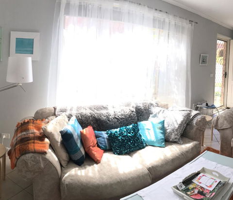 Finches Canberra - Accommodation Melbourne 13