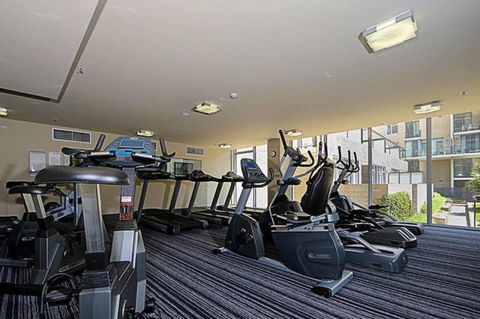 Spacious 1BR Stylish New Acton Apartment +Parking - Melbourne 4u 19