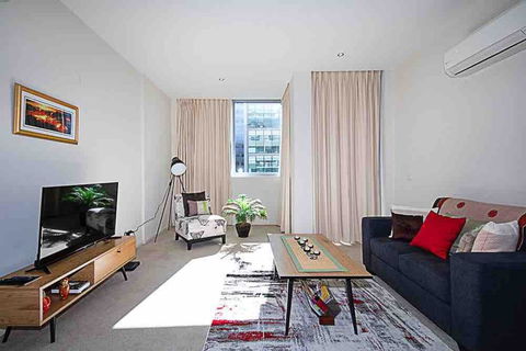 Spacious 1BR Stylish New Acton Apartment +Parking - Melbourne 4u 20