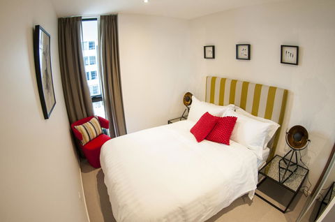 KUI - Manhattan Apartments - Melbourne 4u 14