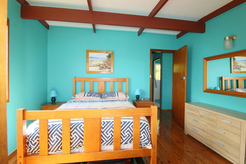 Bally High, 20 Dulconghi Street - Accommodation Melbourne 6